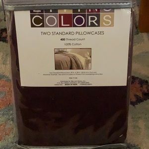 Living colors to standard pillowcases - NWT
